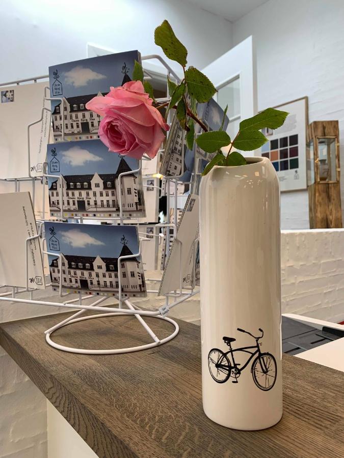 Glamsbjerghus Aparthotel Buitenkant foto