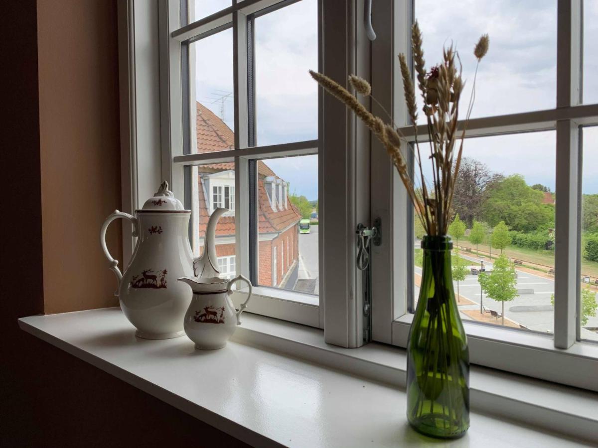 Glamsbjerghus Aparthotel Buitenkant foto