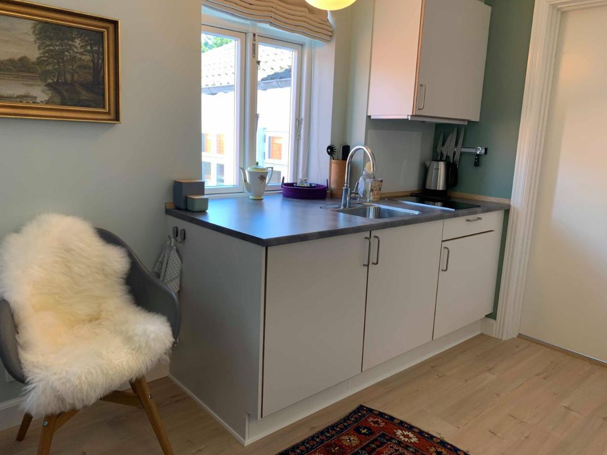 Glamsbjerghus Aparthotel Buitenkant foto